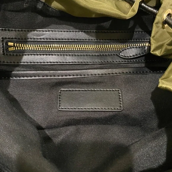 Backpack - Picture 6 of 10